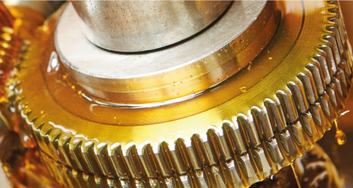 ¿Por qué es importante usar un lubricante para engranajes?